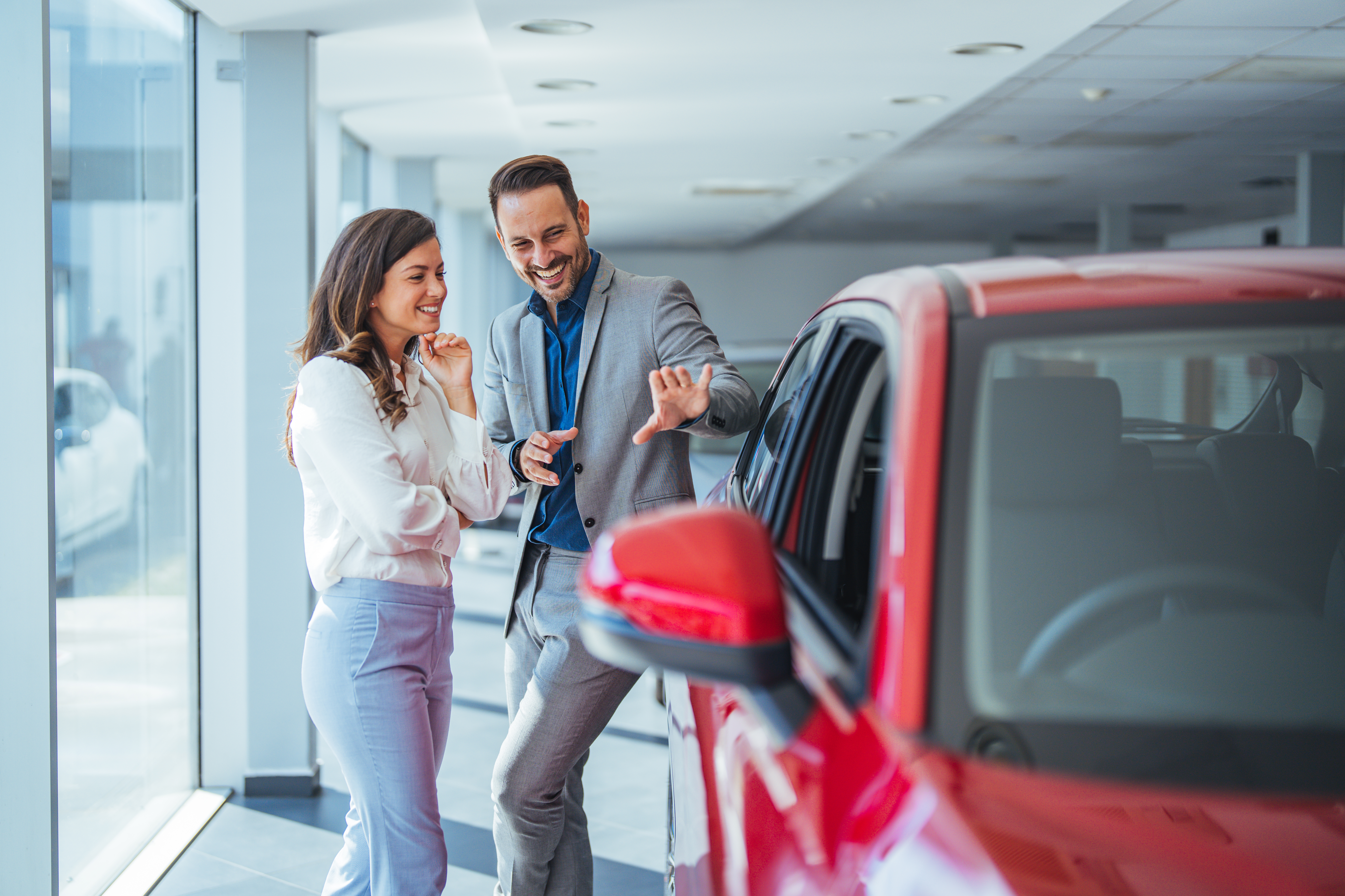 Leasing vs. Buying a Vehicle: What’s Best for You?